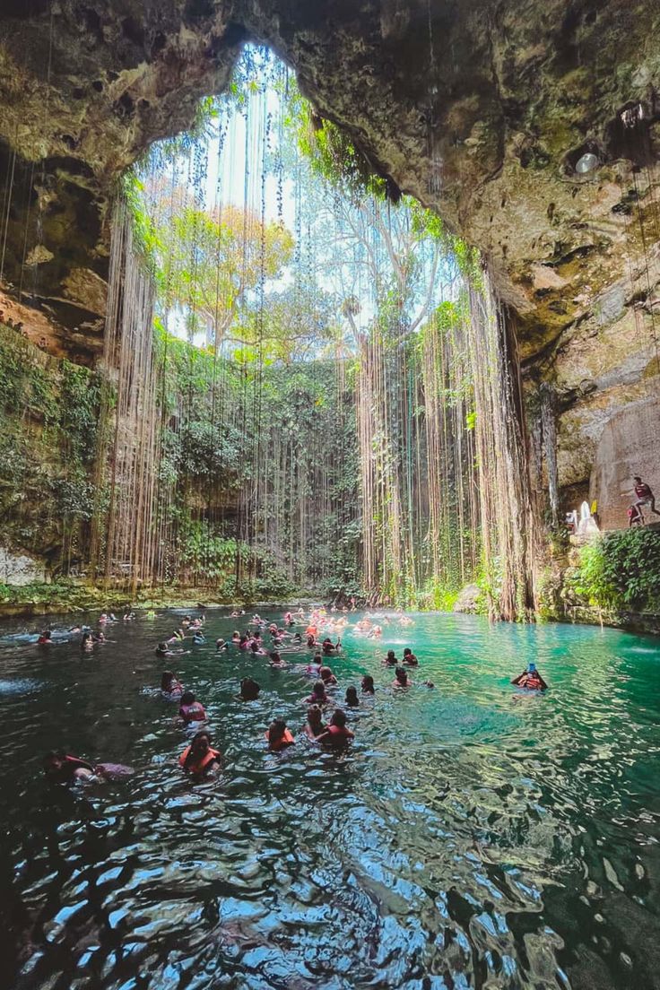 Chichen Itza de Lujo + 2 Cenotes: Ik-Kil y Hubiku