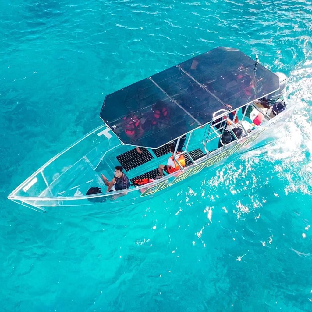Cozumel Combo Cielo & Clear Boat